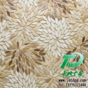 安裝工藝玻璃的時候應(yīng)該注意哪些問題