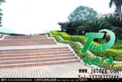 園林綠化是環(huán)境建設的重要環(huán)節(jié)