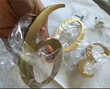 不銹鋼鈦金字優勢：有較強的立體感！